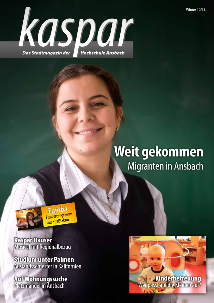 Cover Ausgabe 2: Junge Frau in Hemd und Veste. Titel: "Weit gekommen - Migranten in Ansbach"